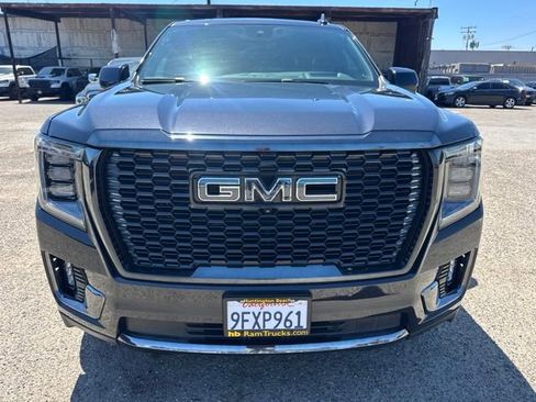Used 2023 GMC Yukon XL Denali Ultimate AWD/4WD image 2