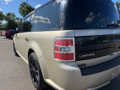 Used 2018 Ford Flex Limited w/ Limited Appearance Package image 10