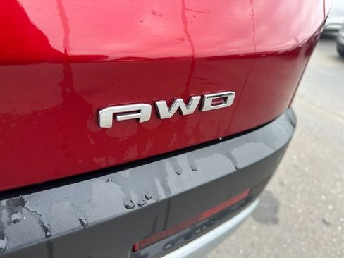 Used 2022 GMC Acadia SLT w/ Technology Package image 12