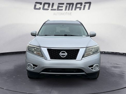 Used 2014 Nissan Pathfinder SV image 8