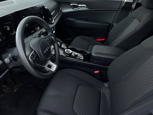 Certified 2023 Kia Sportage LX image 10