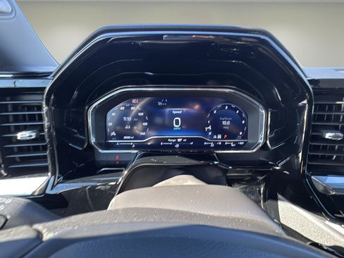 Used 2024 Chevrolet Silverado 1500 RST image 12