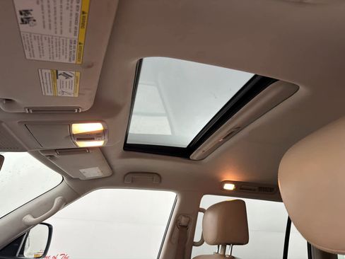 Used 2018 Nissan Armada Platinum w/ Captain Seat Package image 15