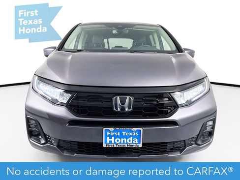 Used 2026 Honda Odyssey Touring image 2