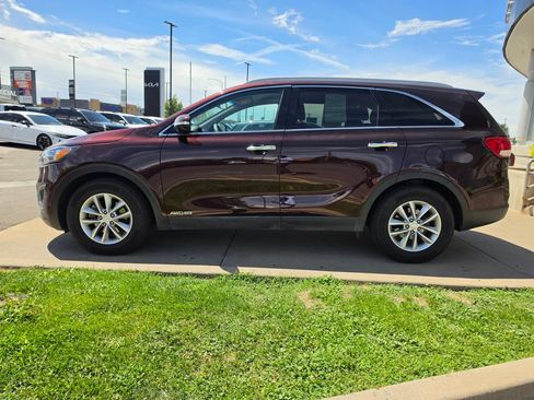 Used 2016 Kia Sorento LX AWD/4WD image 8