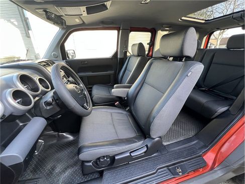 Used 2005 Honda Element EX image 11