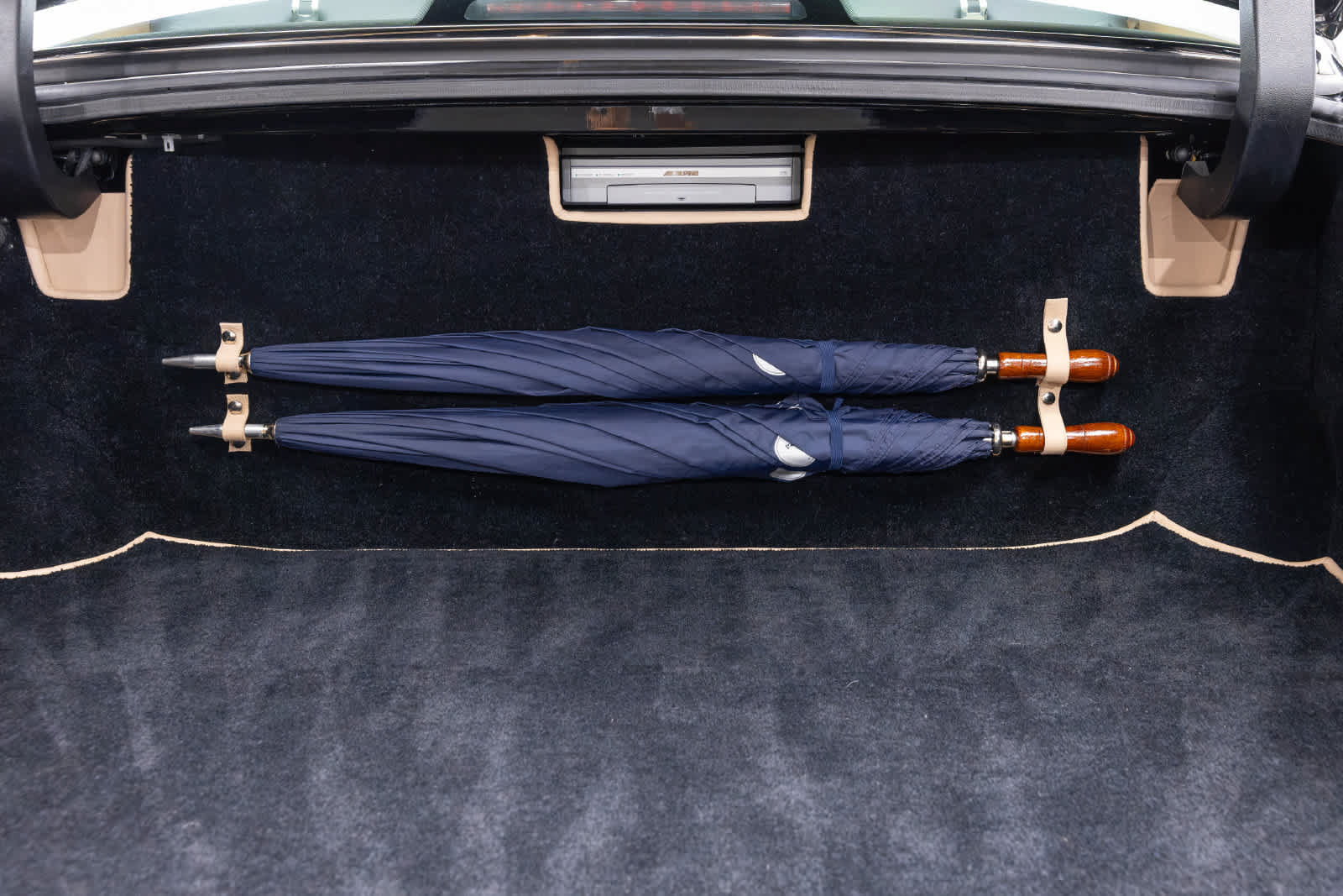 Used 2002 Rolls-Royce Silver Seraph RWD image 48