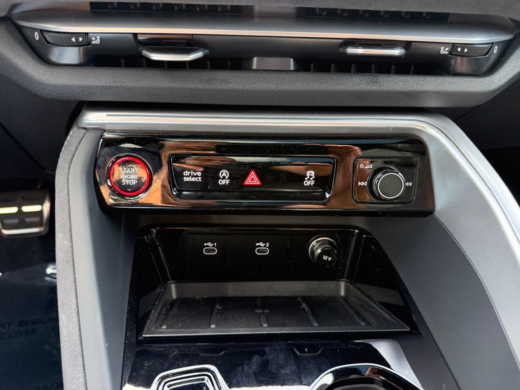 Used 2025 Audi SQ5 Premium Plus AWD/4WD image 21