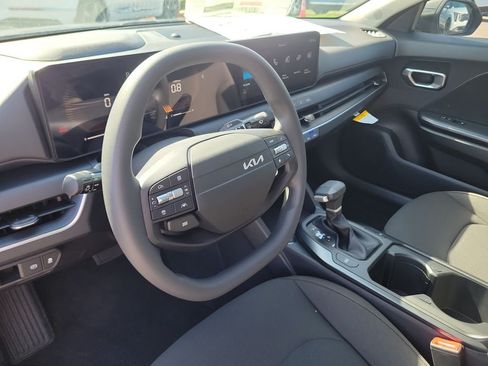 New 2026 Kia K4 FWD image 21