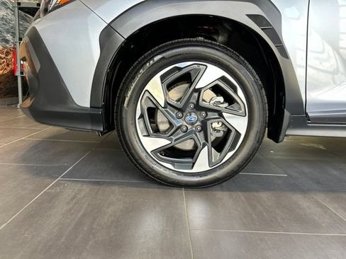 Used 2024 Subaru Crosstrek 2.5i Limited AWD/4WD image 38