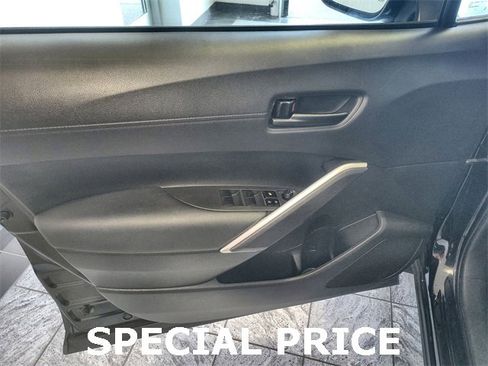 Used 2024 Toyota Corolla Cross LE image 13