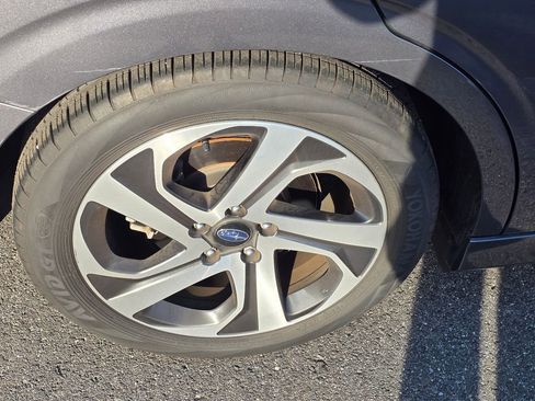 Used 2022 Subaru Legacy Touring XT image 9