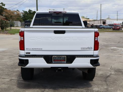 Certified 2024 Chevrolet Silverado 2500 High Country w/ Technology Package AWD/4WD image 8