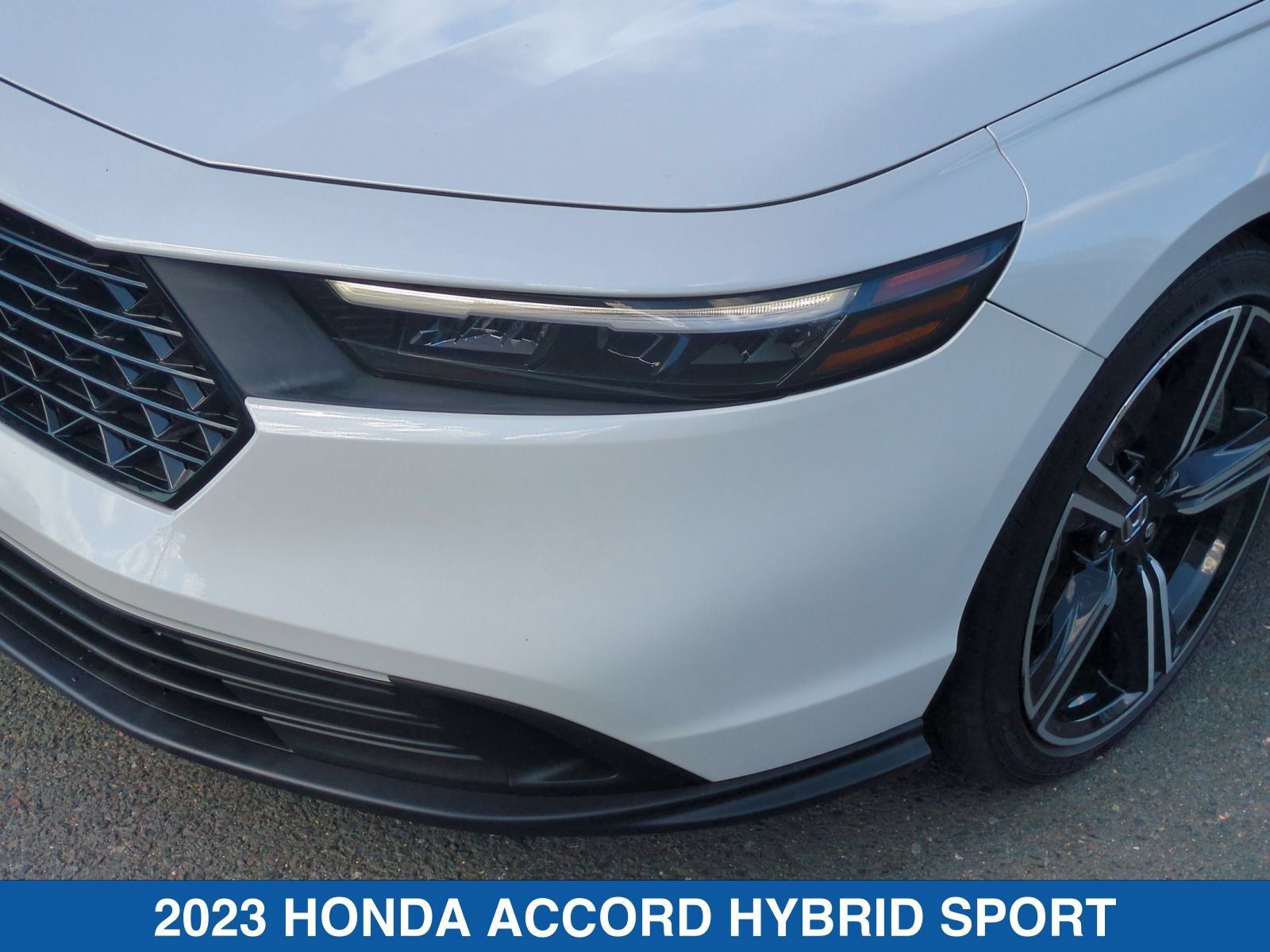 Used 2023 Honda Accord Sport image 10
