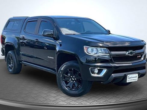 Used 2018 Chevrolet Colorado Z71 AWD/4WD image 3