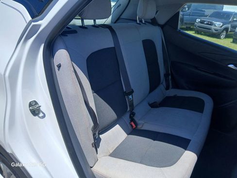 Used 2017 Chevrolet Bolt LT FWD image 16