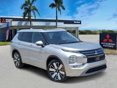 New 2025 Mitsubishi Outlander SEL