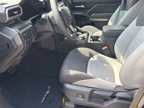 New 2026 Toyota Tacoma 4x4 Double Cab image 9