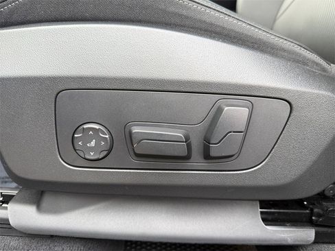 Certified 2025 BMW X1 xDrive28i w/ Convenience Package image 33