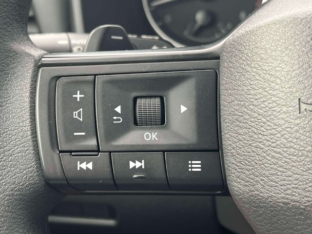 Used 2026 Nissan Rogue S AWD/4WD image 19