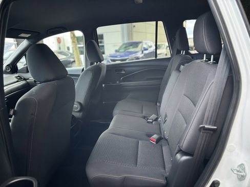 Used 2021 Honda Passport Sport image 16