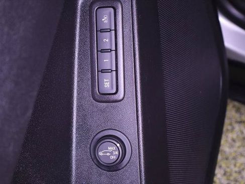 Used 2019 Chevrolet Equinox Premier AWD/4WD image 37
