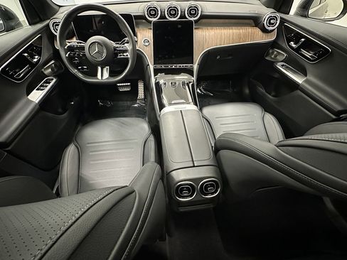 Certified 2025 Mercedes-Benz GLC 300 4MATIC image 26