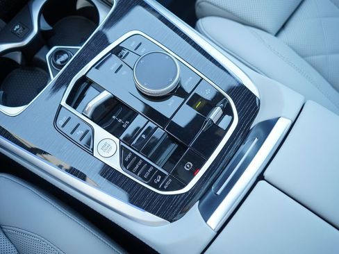 New 2026 BMW X7 xDrive40i w/ M Sport Package image 19