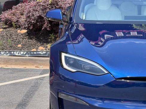 Used 2023 Tesla Model S Standard Range AWD/4WD image 4