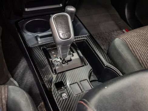 Used 2020 Toyota 4Runner TRD Off-Road AWD/4WD image 21
