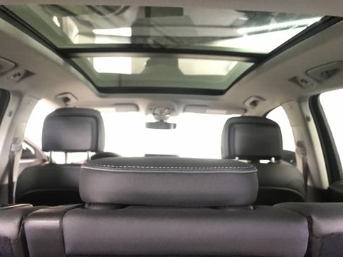 Used 2023 Audi Q5 2.0T Prestige w/ Prestige Package image 25