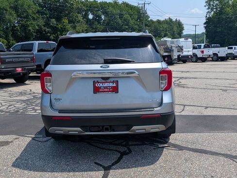 Certified 2023 Ford Explorer XLT w/ Equipment Group 202A AWD/4WD image 4