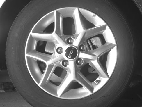 Used 2025 Kia Soul LX w/ LX Technology Package FWD image 16