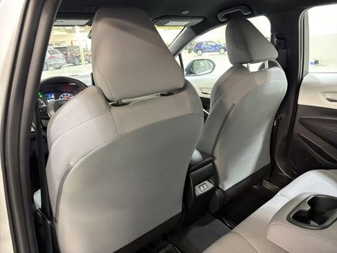 Used 2023 Toyota Corolla SE image 19