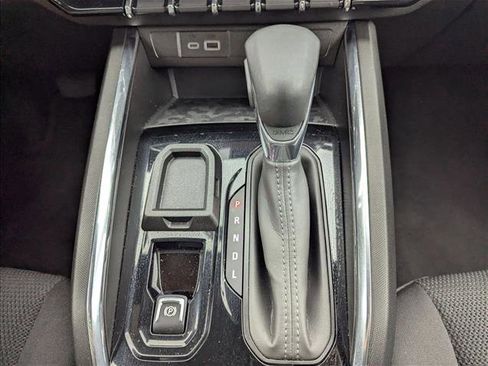 Used 2024 GMC Canyon Elevation w/ Convenience Package image 15