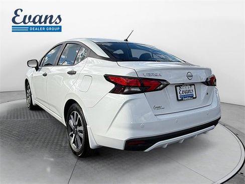 Used 2024 Nissan Versa S w/ S Plus Package image 3