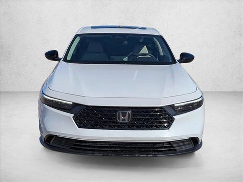 Used 2025 Honda Accord SE image 2