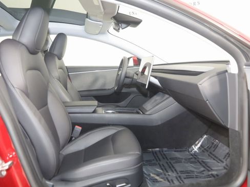 Used 2024 Tesla Model 3 Standard Range image 14