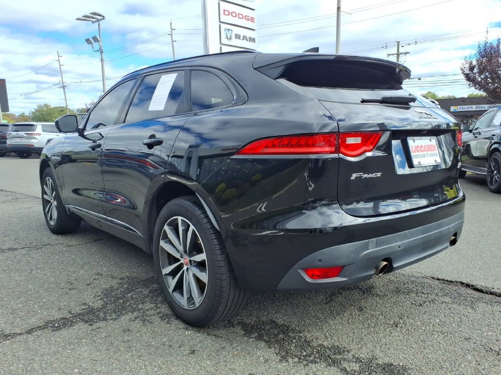 Used 2020 Jaguar F-PACE R-Sport AWD/4WD image 5