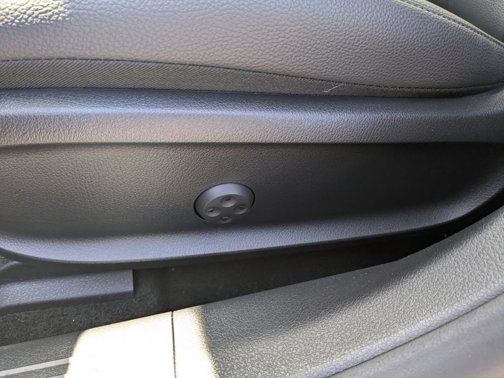 Certified 2025 Mercedes-Benz CLA 250 4MATIC image 7