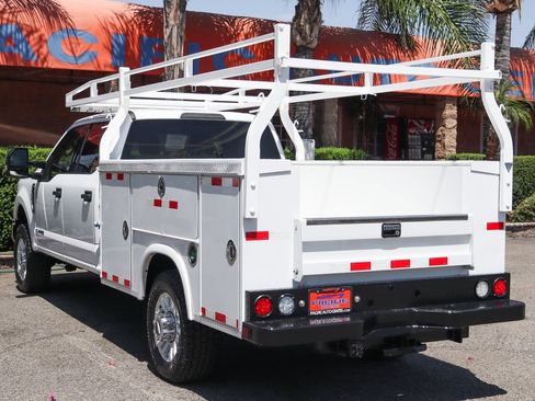 Used 2019 Ford F350 XLT AWD/4WD image 6