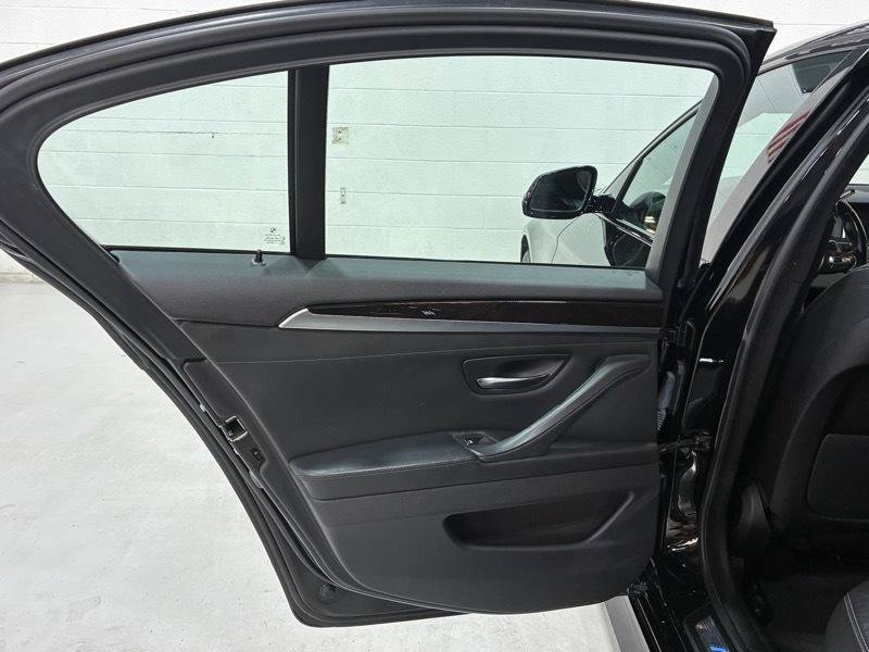 Used 2016 BMW 528i Sedan RWD image 15