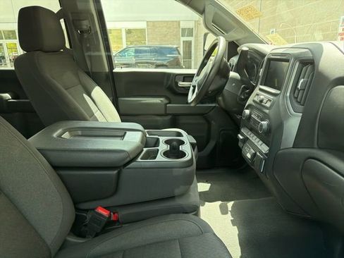Used 2024 Chevrolet Silverado 2500 Custom w/ Custom Convenience Package AWD/4WD image 5