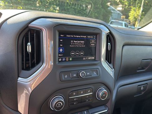 New 2026 Chevrolet Silverado 1500 Custom image 19