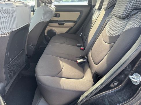 Used 2010 Kia Soul ! image 17