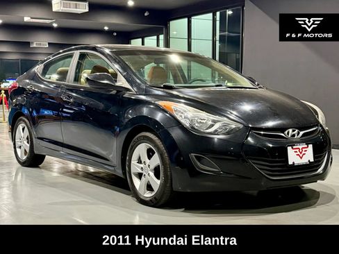 Used 2011 Hyundai Elantra GLS w/ Preferred Equipment Pkg 3 FWD image 1