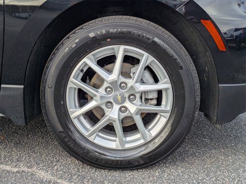 Used 2022 Chevrolet Equinox LT image 11