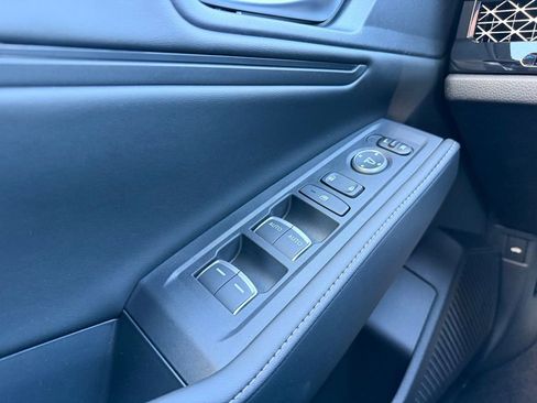 Used 2025 Honda Accord Sport image 10