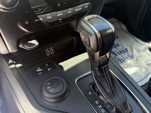 Used 2020 Ford Ranger XLT w/ Equipment Group 301A Mid AWD/4WD image 19