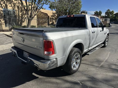 Used 2018 RAM 1500 Laramie w/ Convenience Group image 6